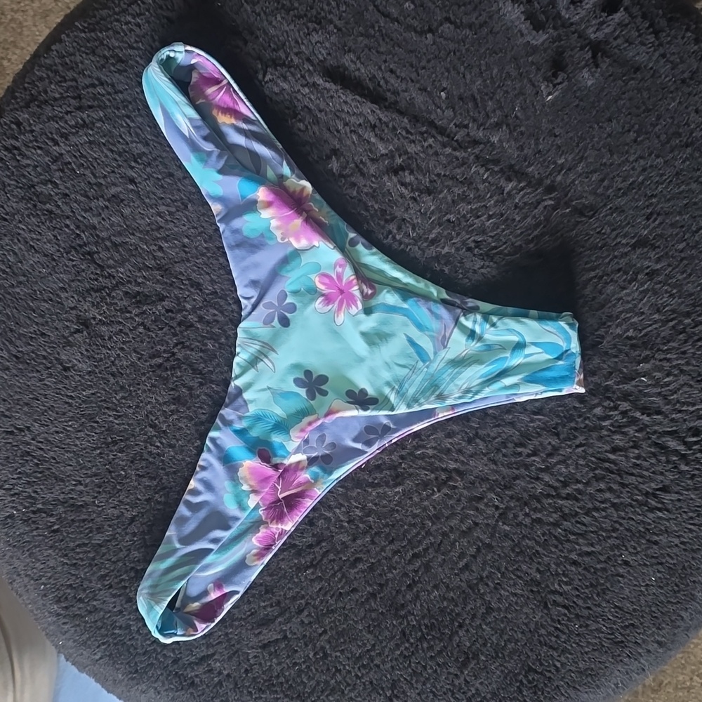 Volcom Bikini Bottoms